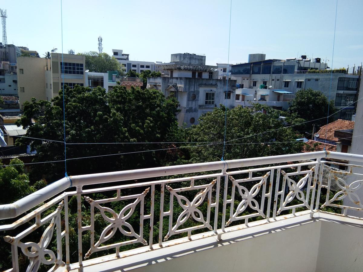 Hotel Sivamurugan Kanyakumari Exteriör bild