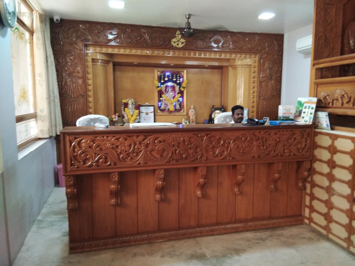 Hotel Sivamurugan Kanyakumari Exteriör bild